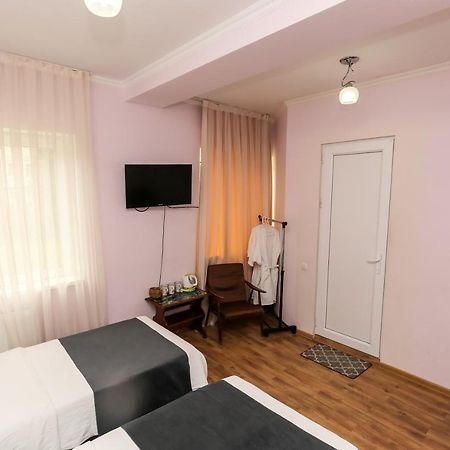 Hotel David 库塔伊西 外观 照片